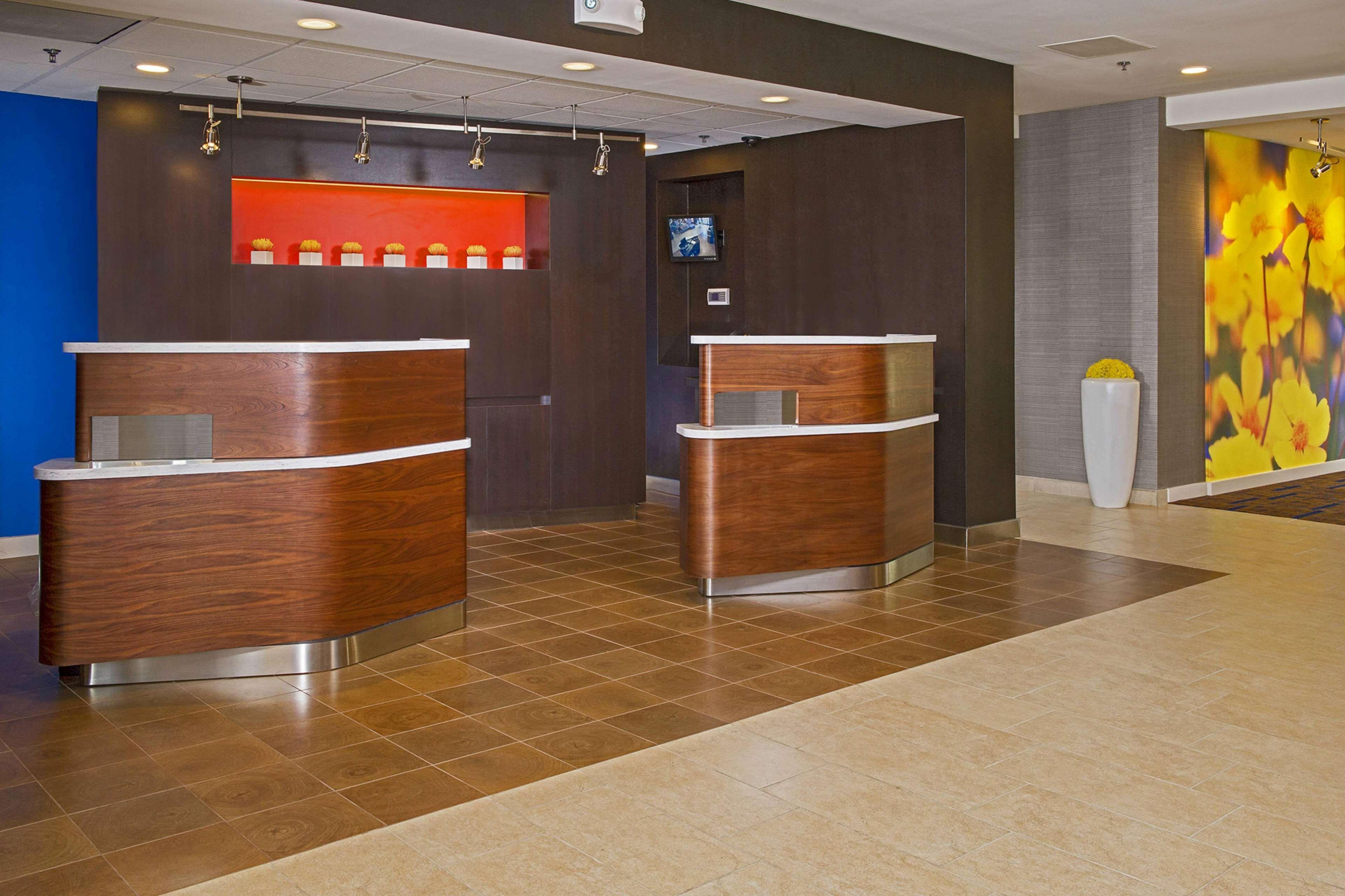 Sonesta Select Research Park Hotel 3*