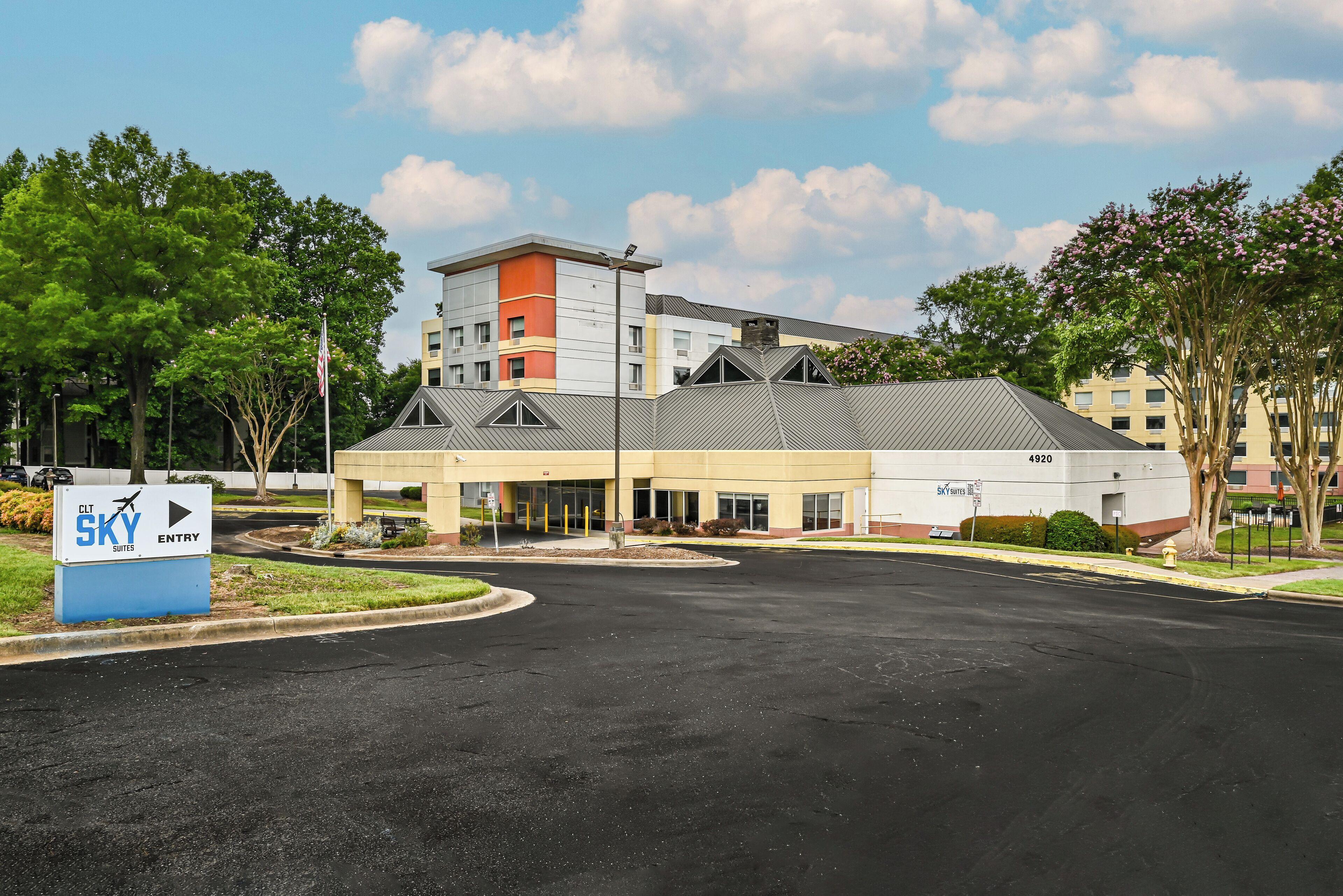 Hotel Towneplace By Marriott Loso Airport 3*