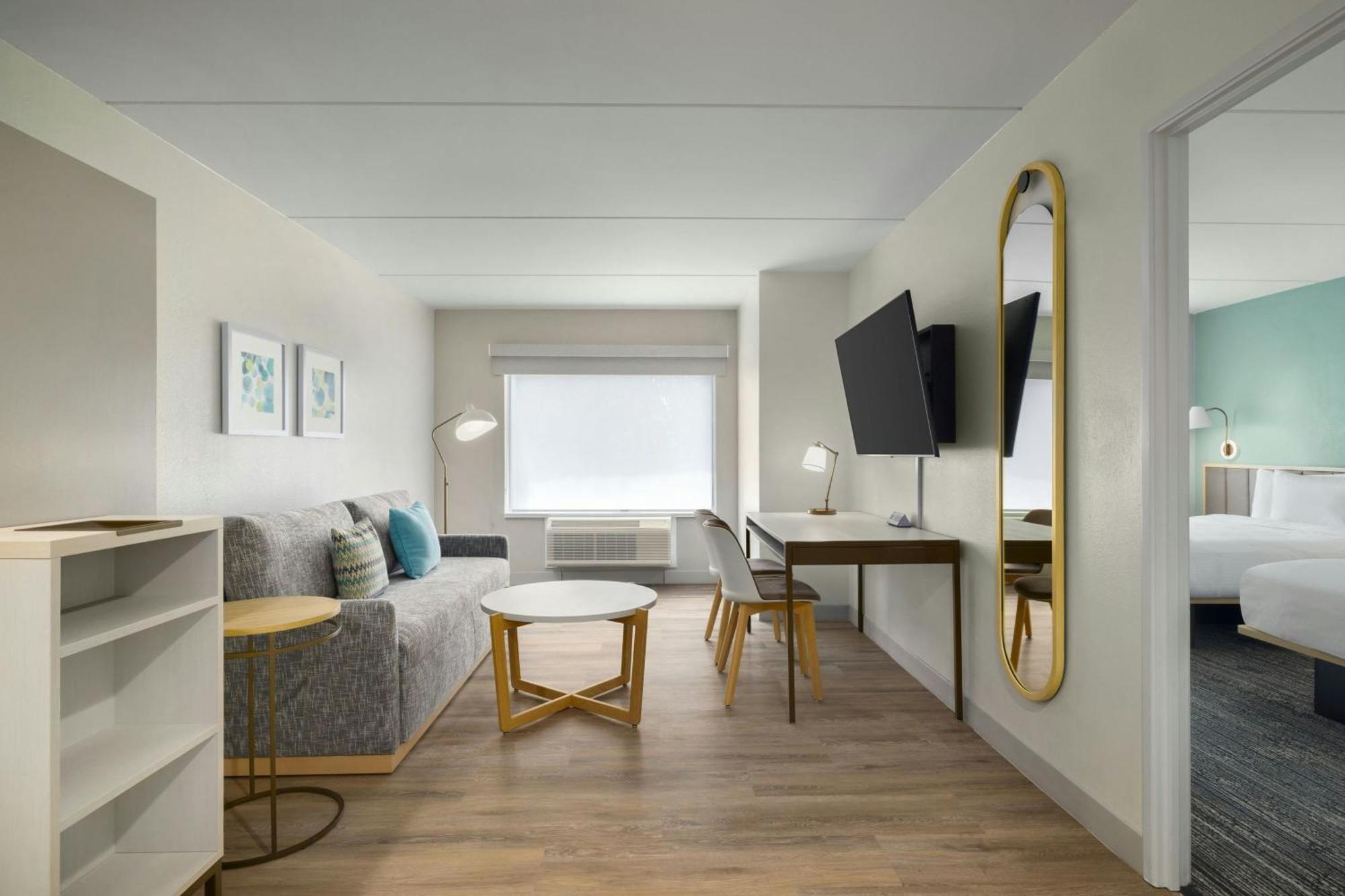 Towneplace By Marriott Loso Airport Hotel 3*