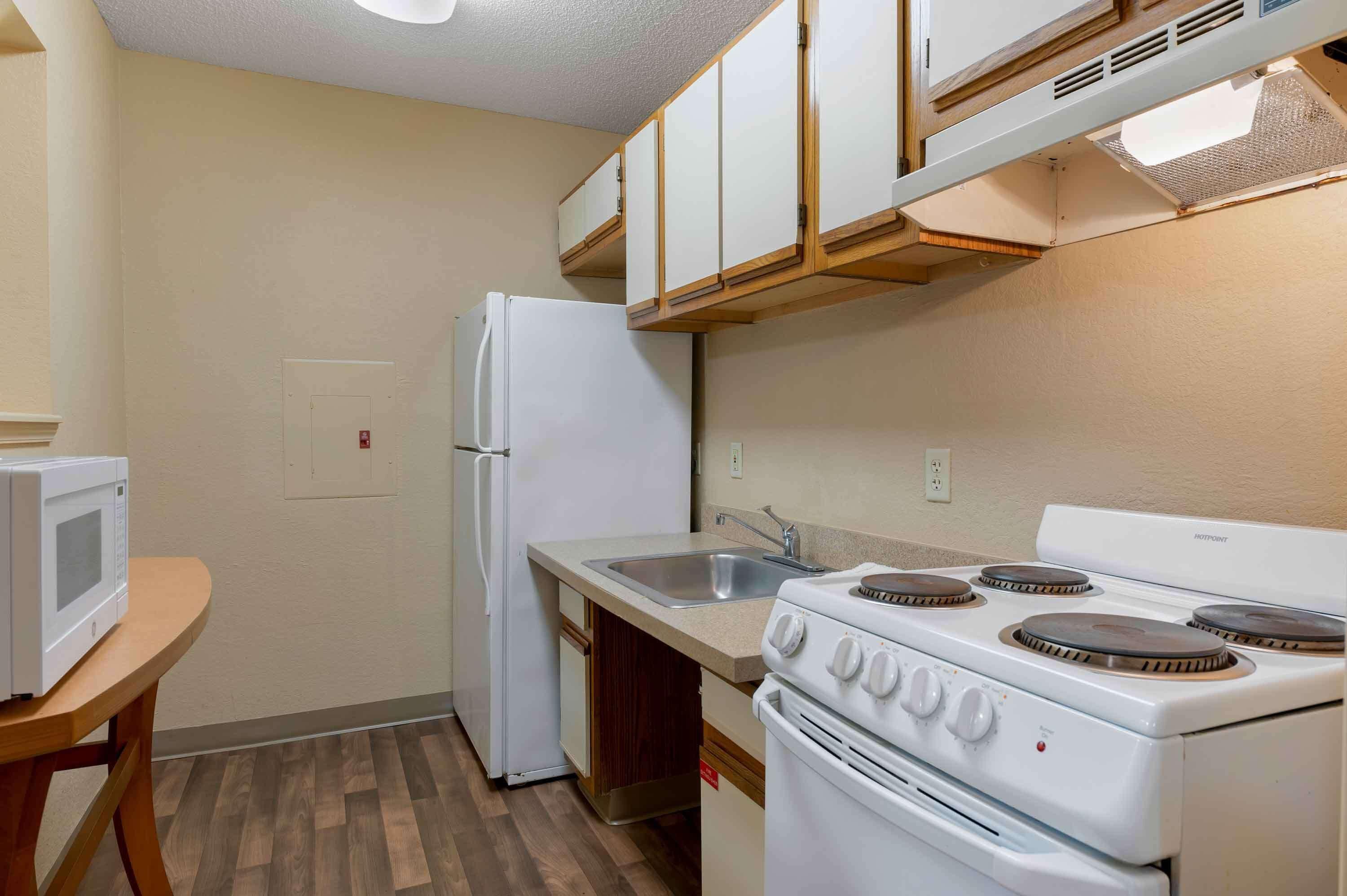 6 Charlotte, Nc - Tyvola Rd Executive Park Hotel 2*