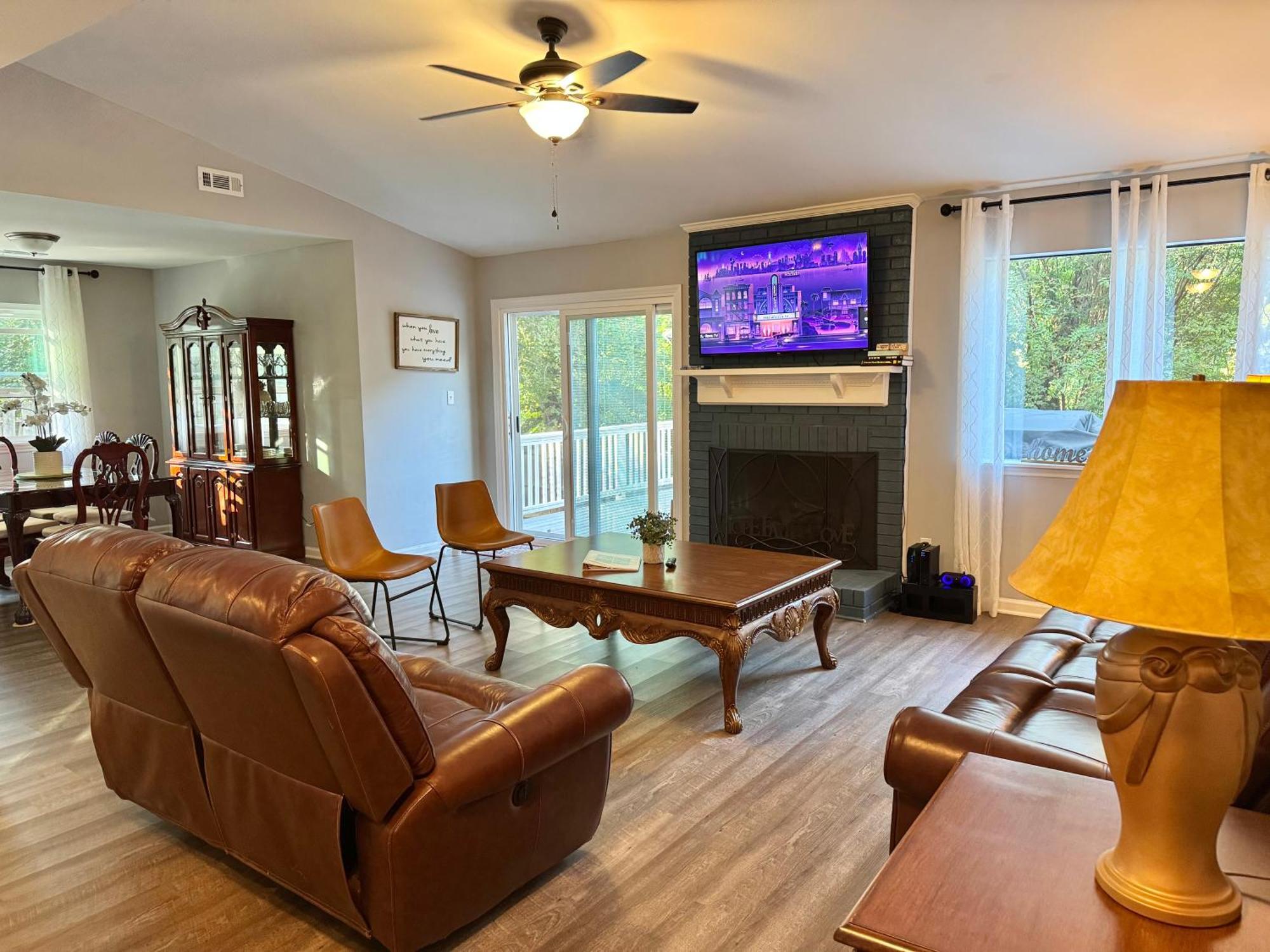 Charming Near Uptown Holiday home *