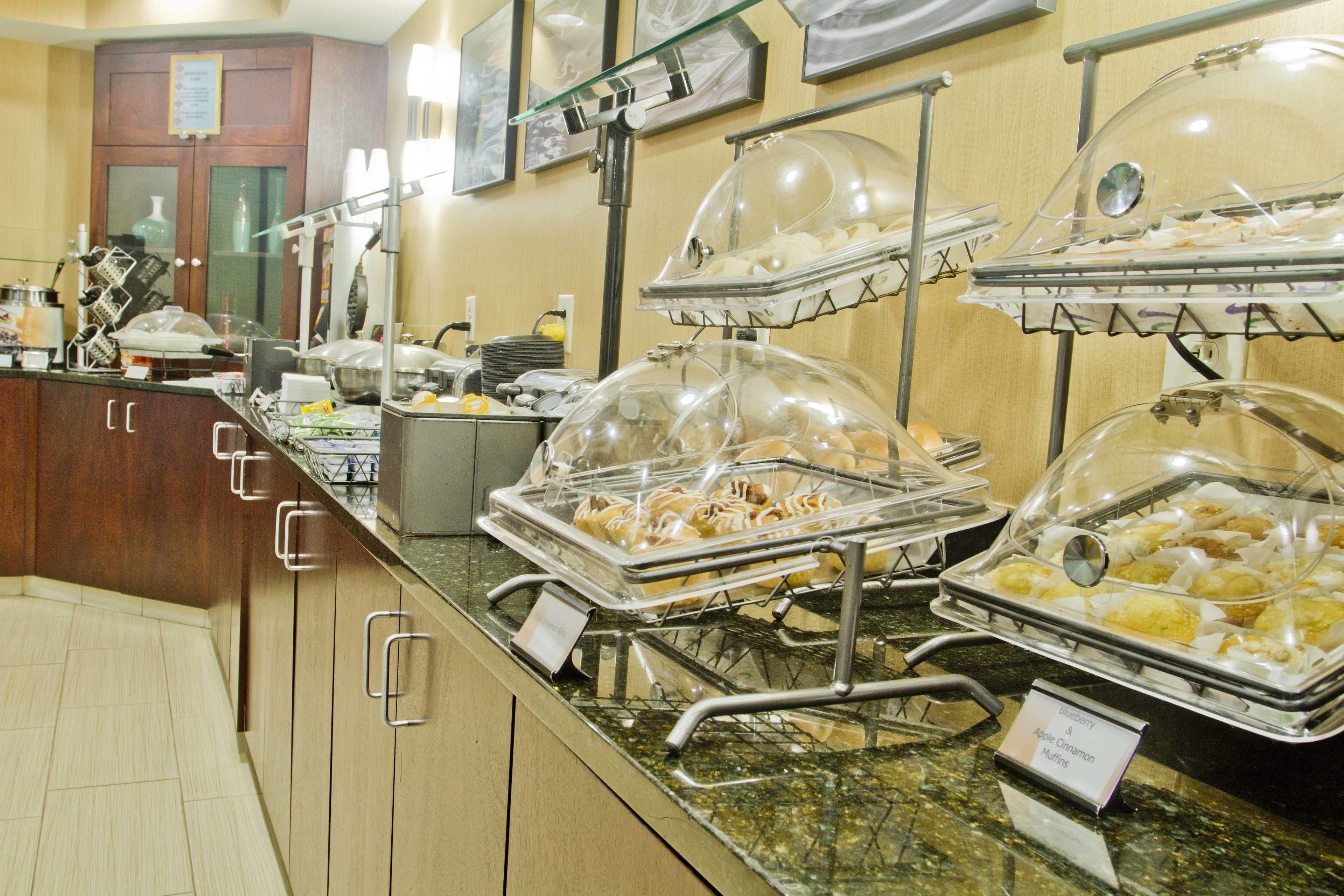 The Beacon Airport By Ihg Hotel