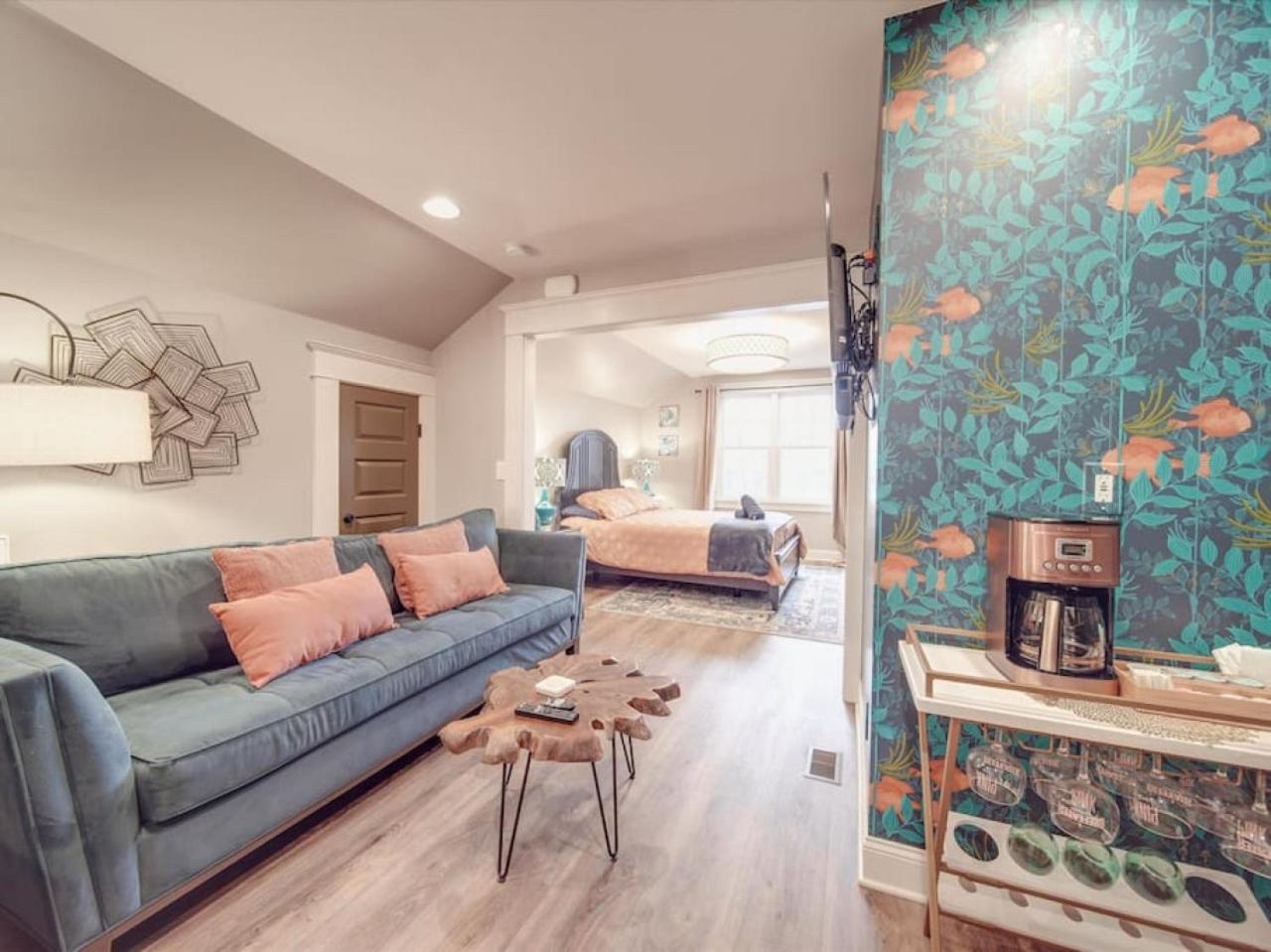 Under The Sea -eclectic Aquarium