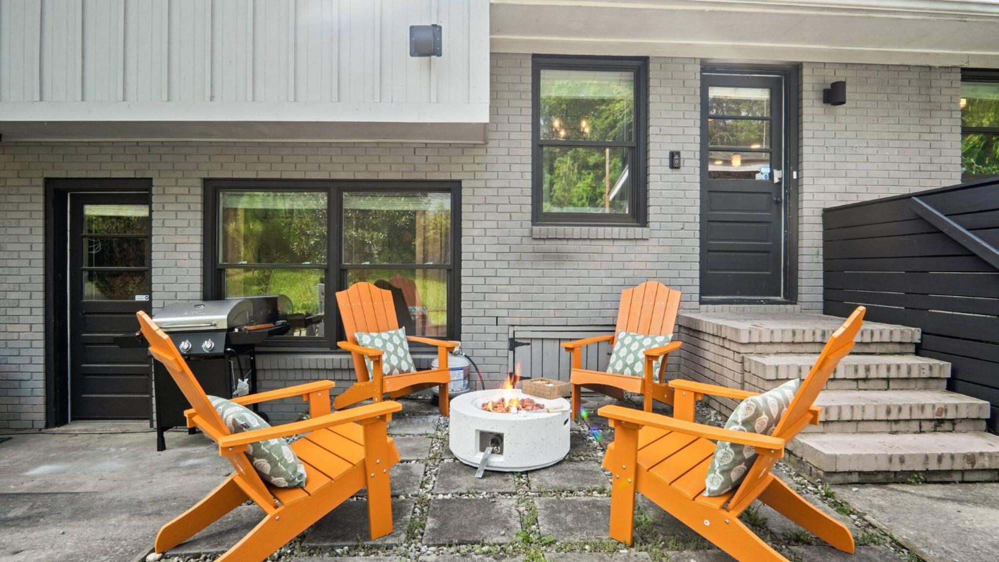 4bd Cozy Getaway | Eclectic, Central, Near Airport