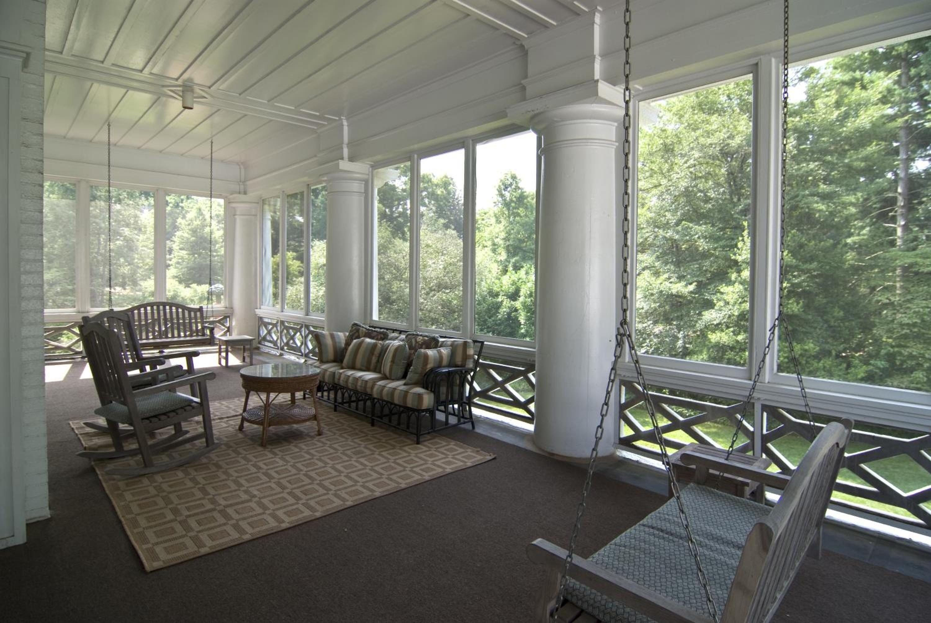 The Duke Mansion Bed & Breakfast Charlotte