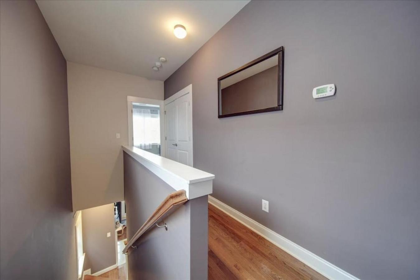 3br Gem Walk To Bofa Stadium And South End Holiday home *