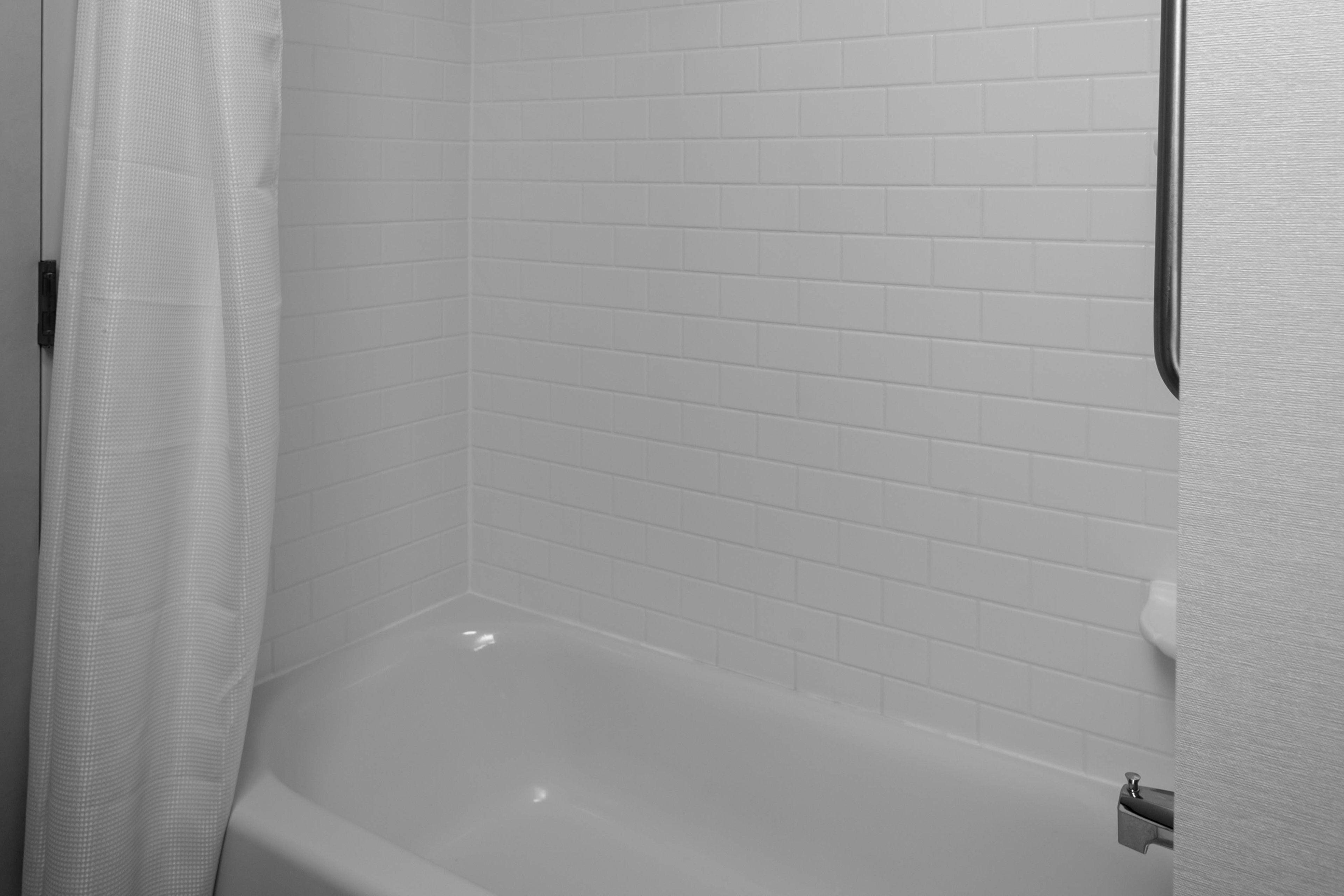 Fairfield & By Marriott Matthews Hotel