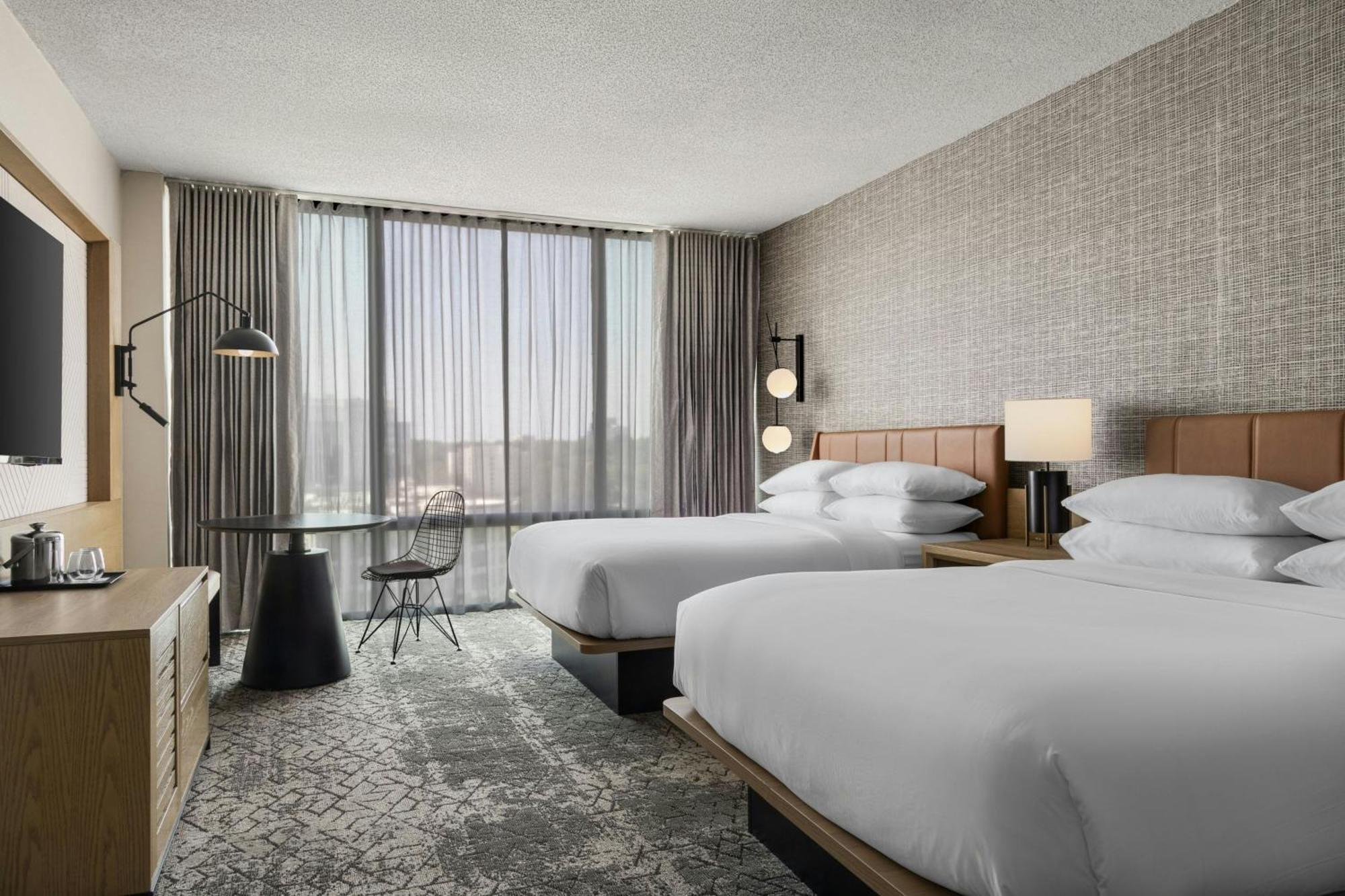 Sheraton 4* Charlotte
