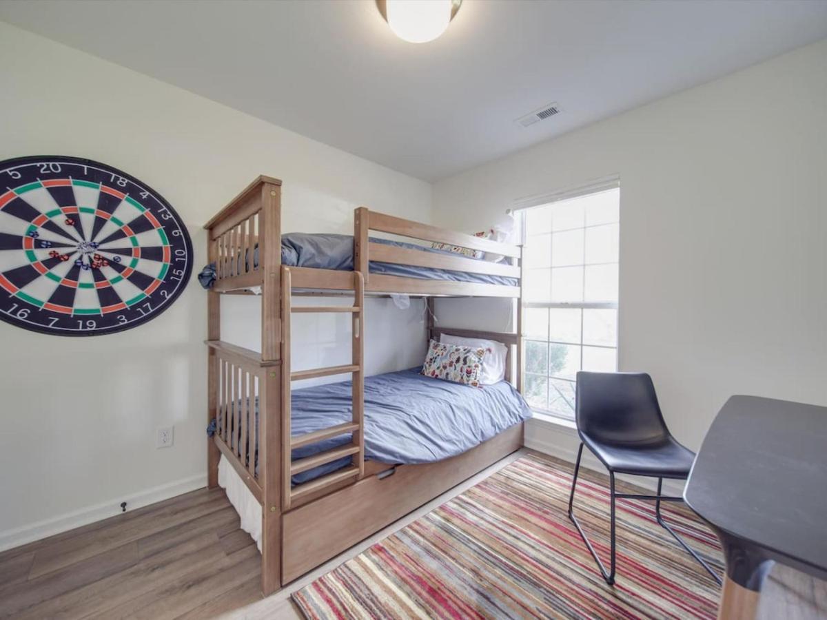 Fully Updated Cozy 3 Bedroom Ranch Escape -wwc- Airport * Charlotte