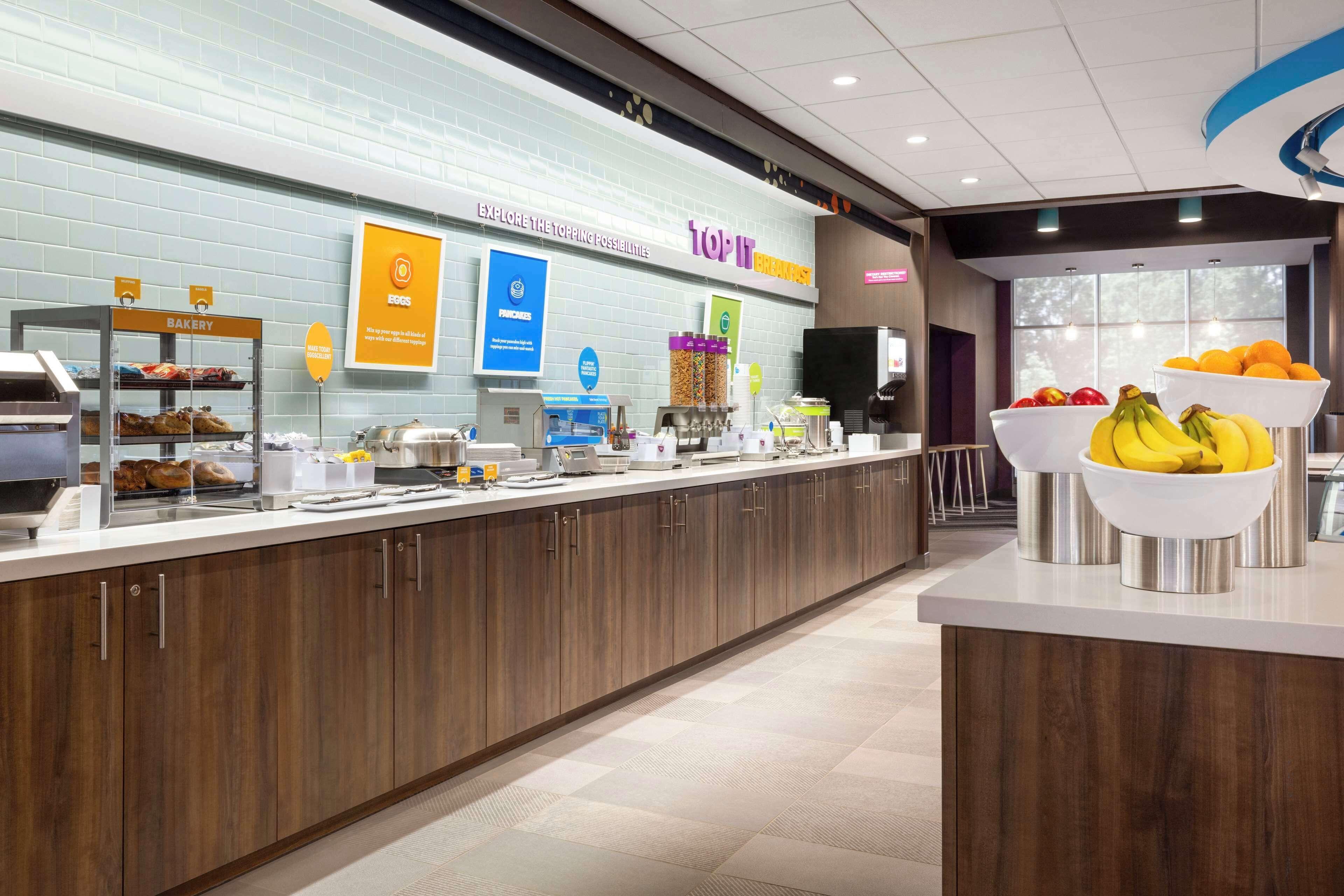 Tru By Hilton Tyvola I-77 3* Charlotte