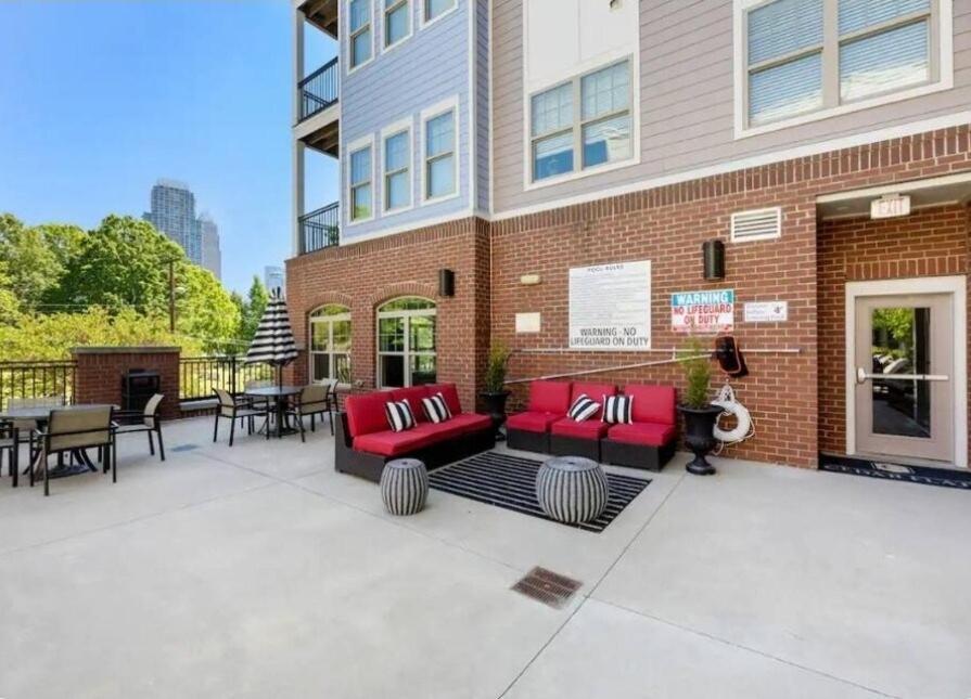 Cozy Uptown With Gym And Swimming Pool Charlotte