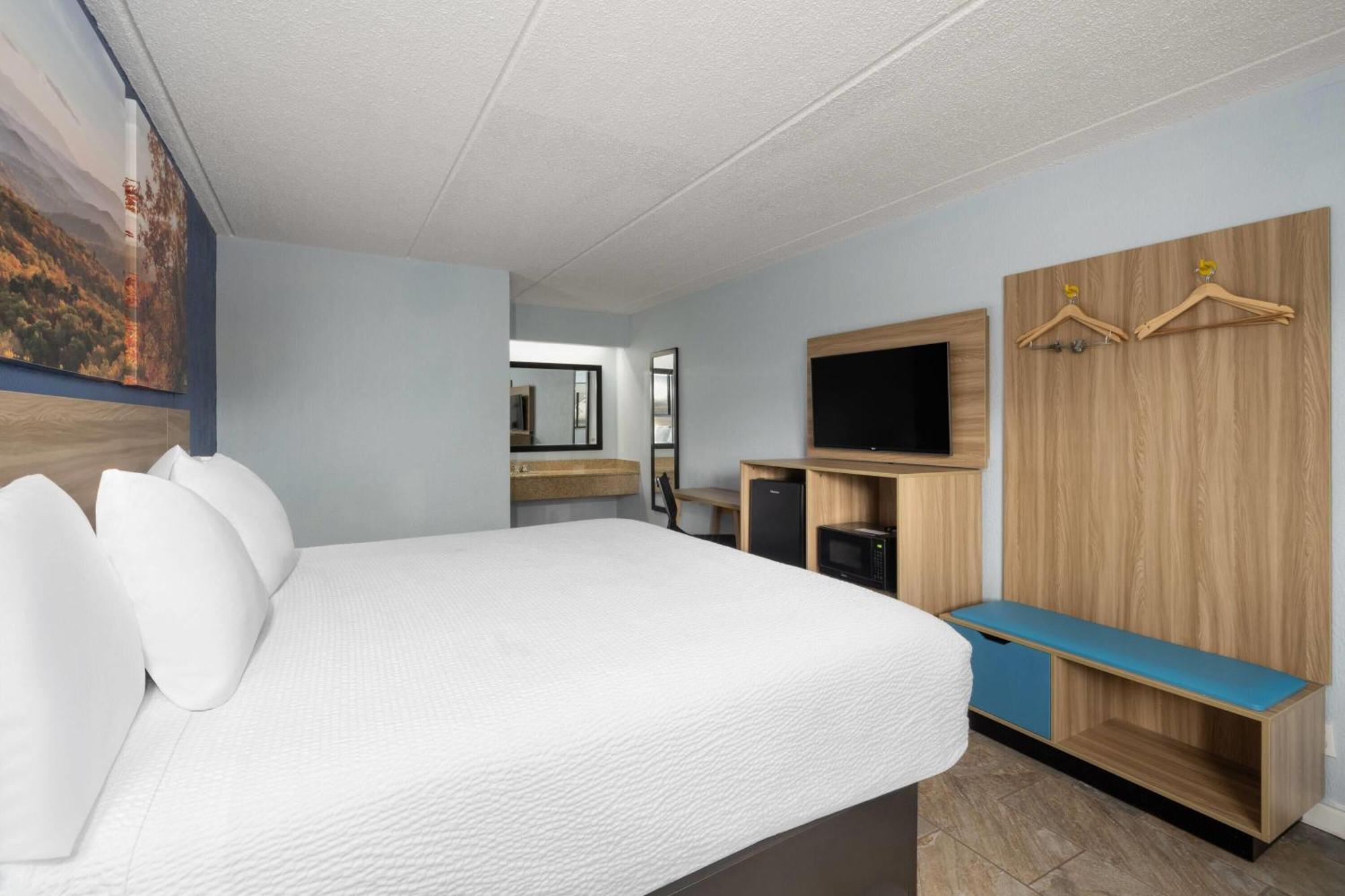 Days By Wyndham Motel