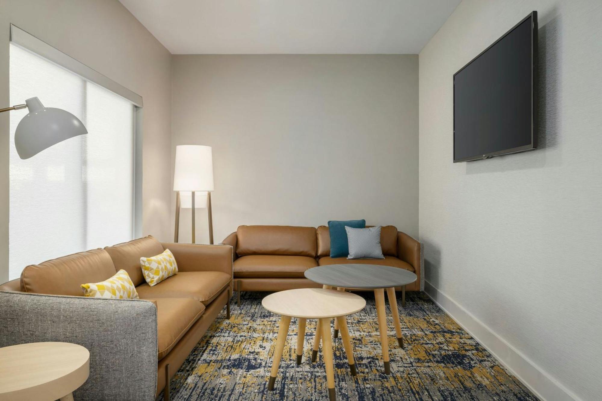 Towneplace By Marriott Loso Airport Hotel