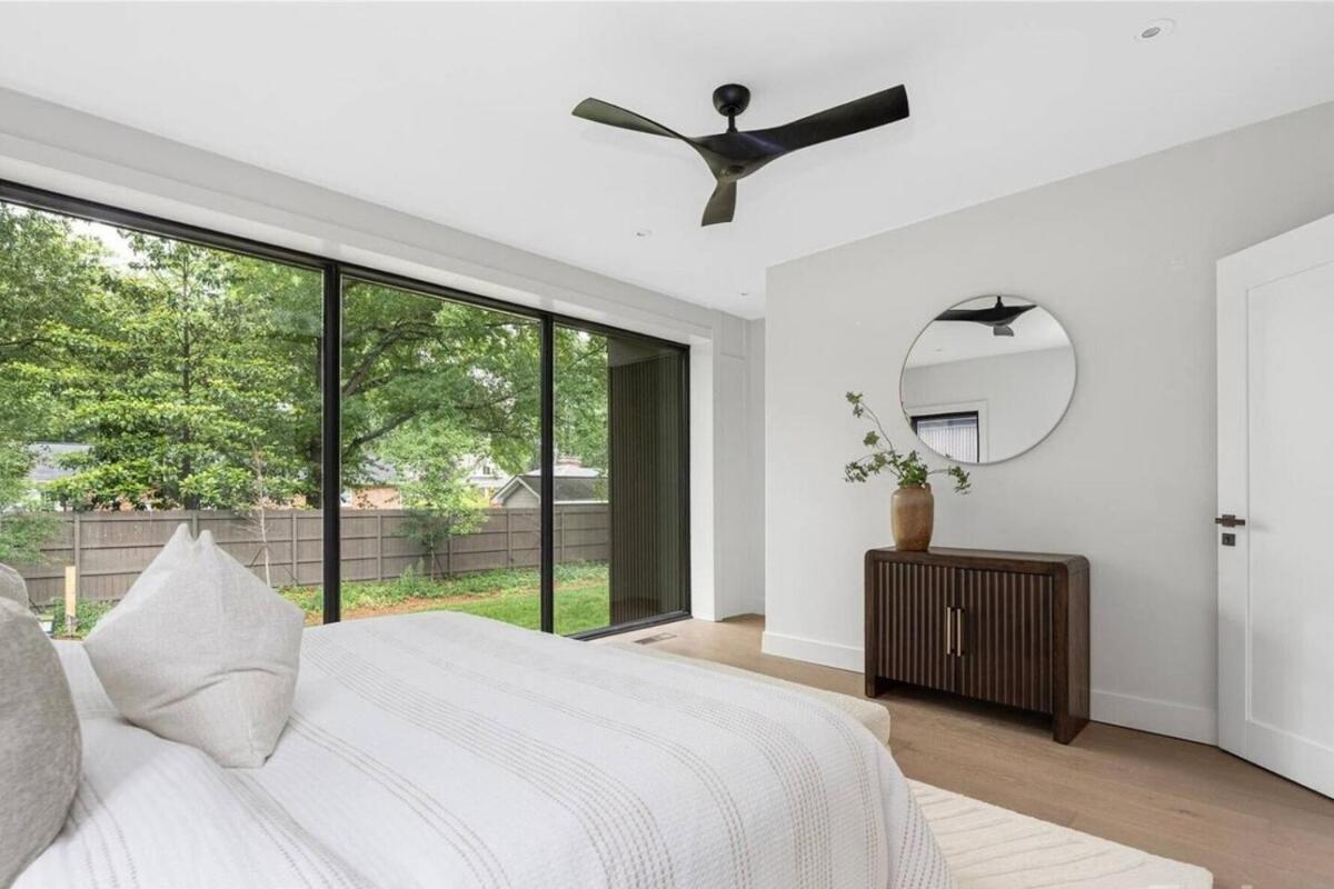 Gorgeous In #103 * Charlotte