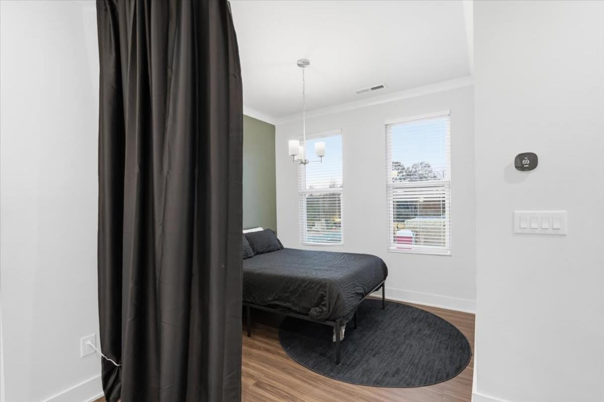 4br Townhouse King Bed Rooftop Uptown Clt *