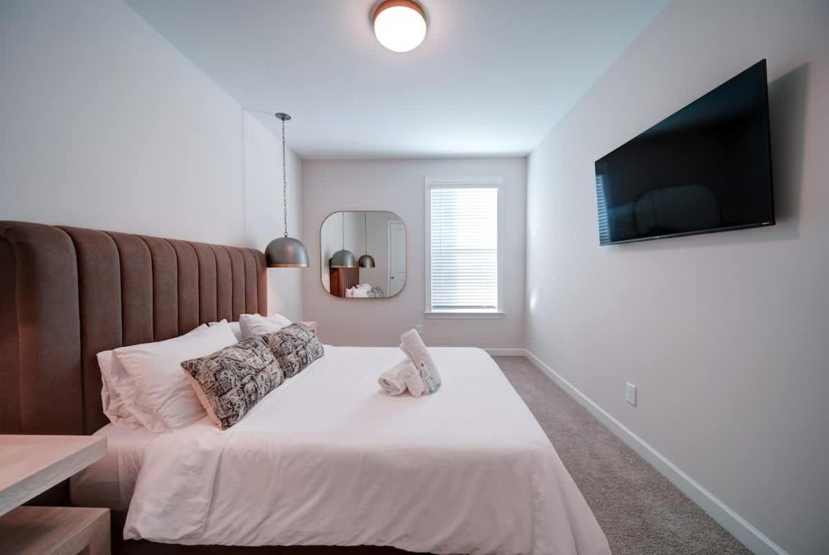 Luxury 4br Escape - Premium Modern Comfort * Charlotte