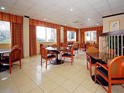 Wyndham Garden Airport Southeast 3* Charlotte