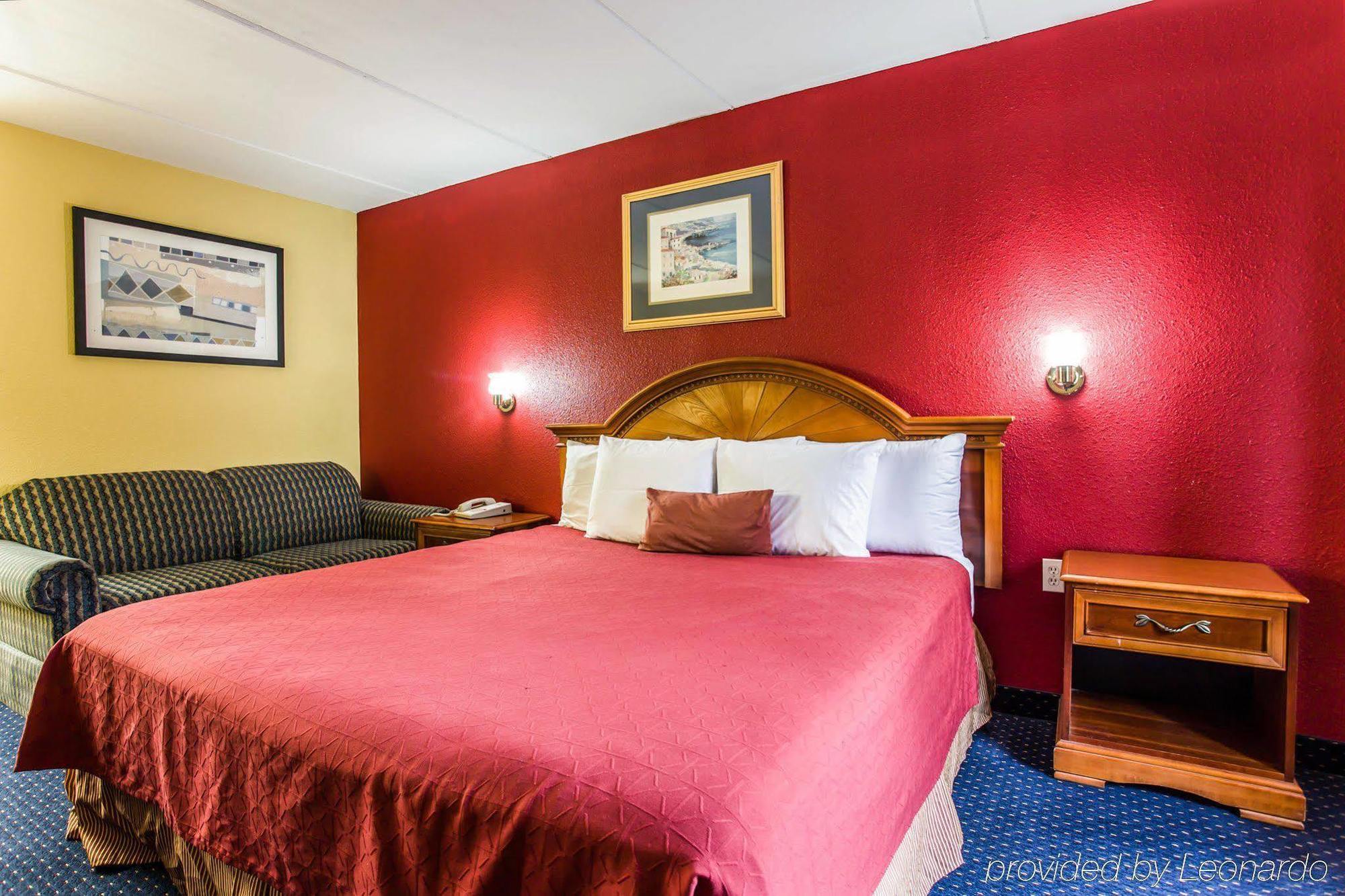 Inn Rodeway North End