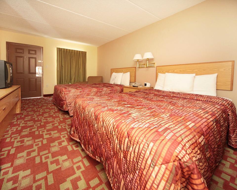 Inn Rodeway North End 2*