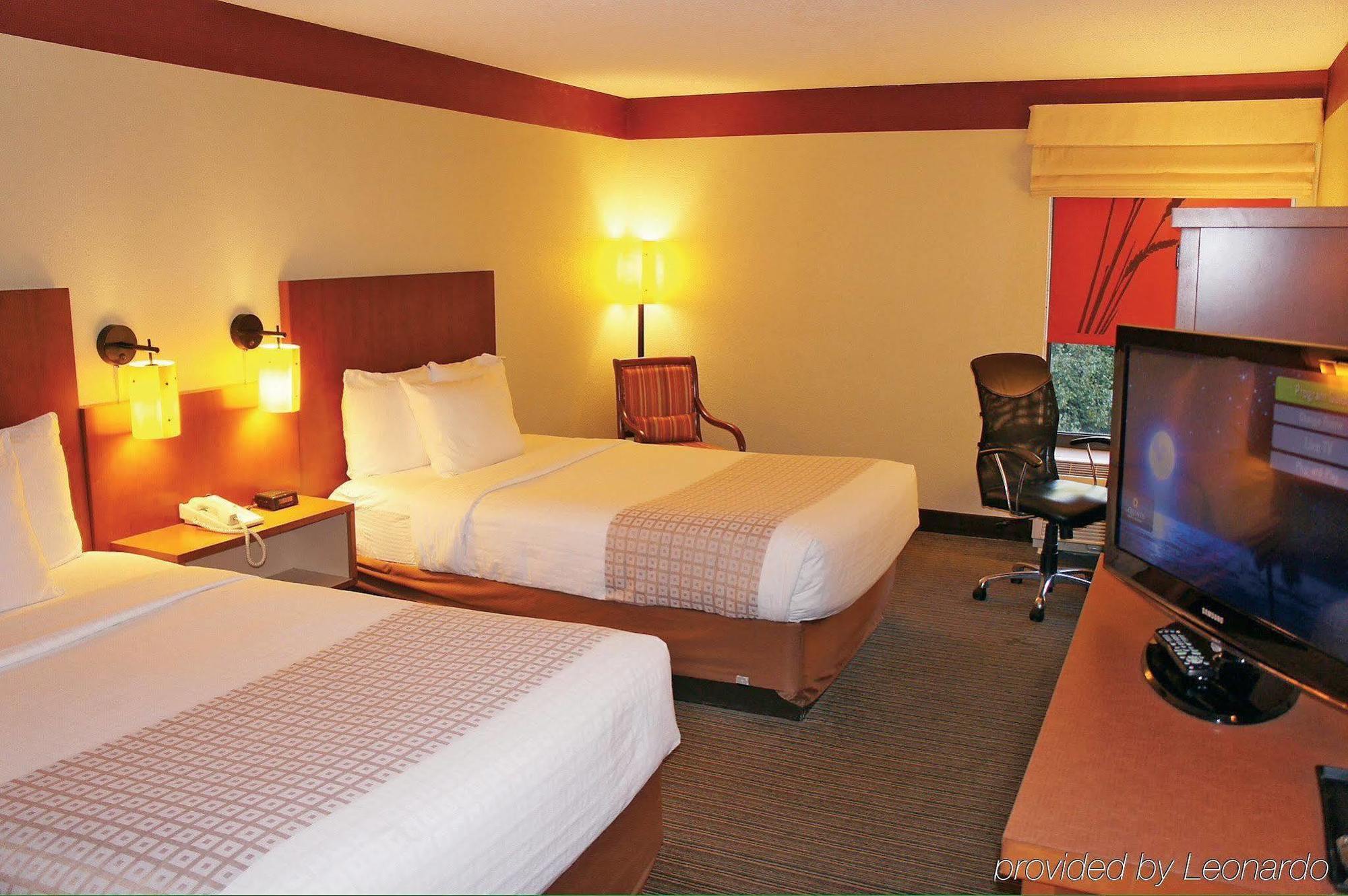 Hotel Clt Airport & 3*