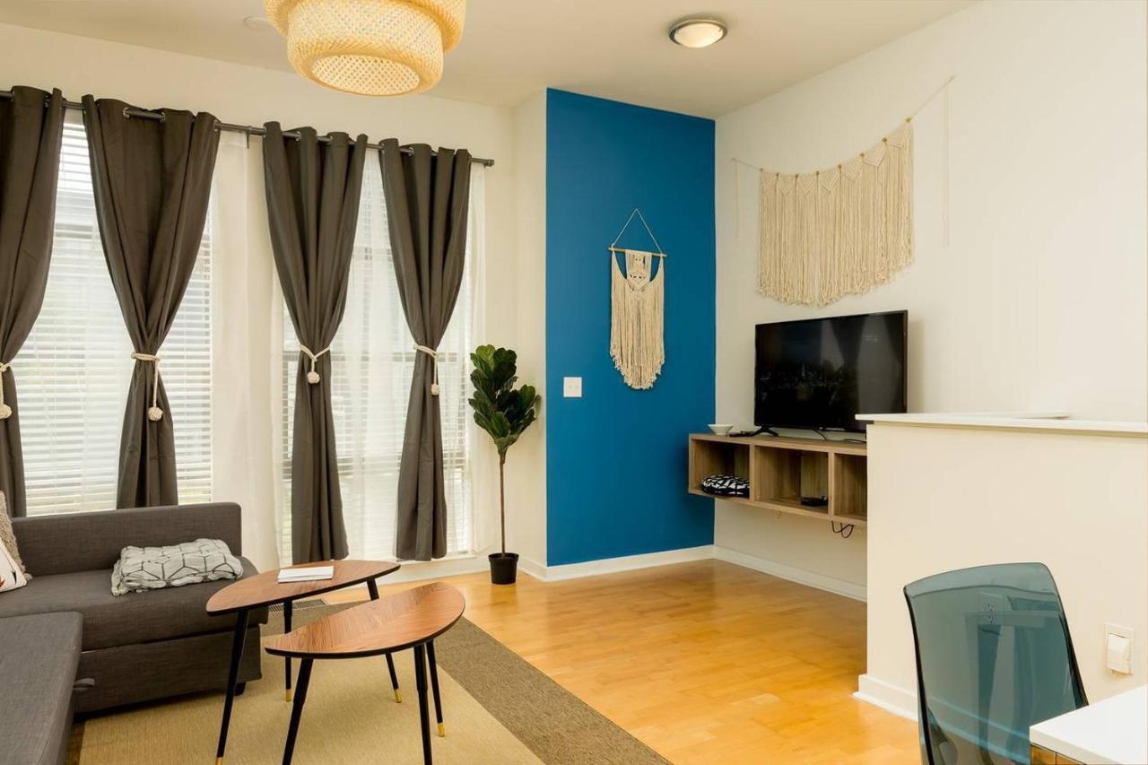 Trifecta Spacious & Beautiful Wifi Superhost *