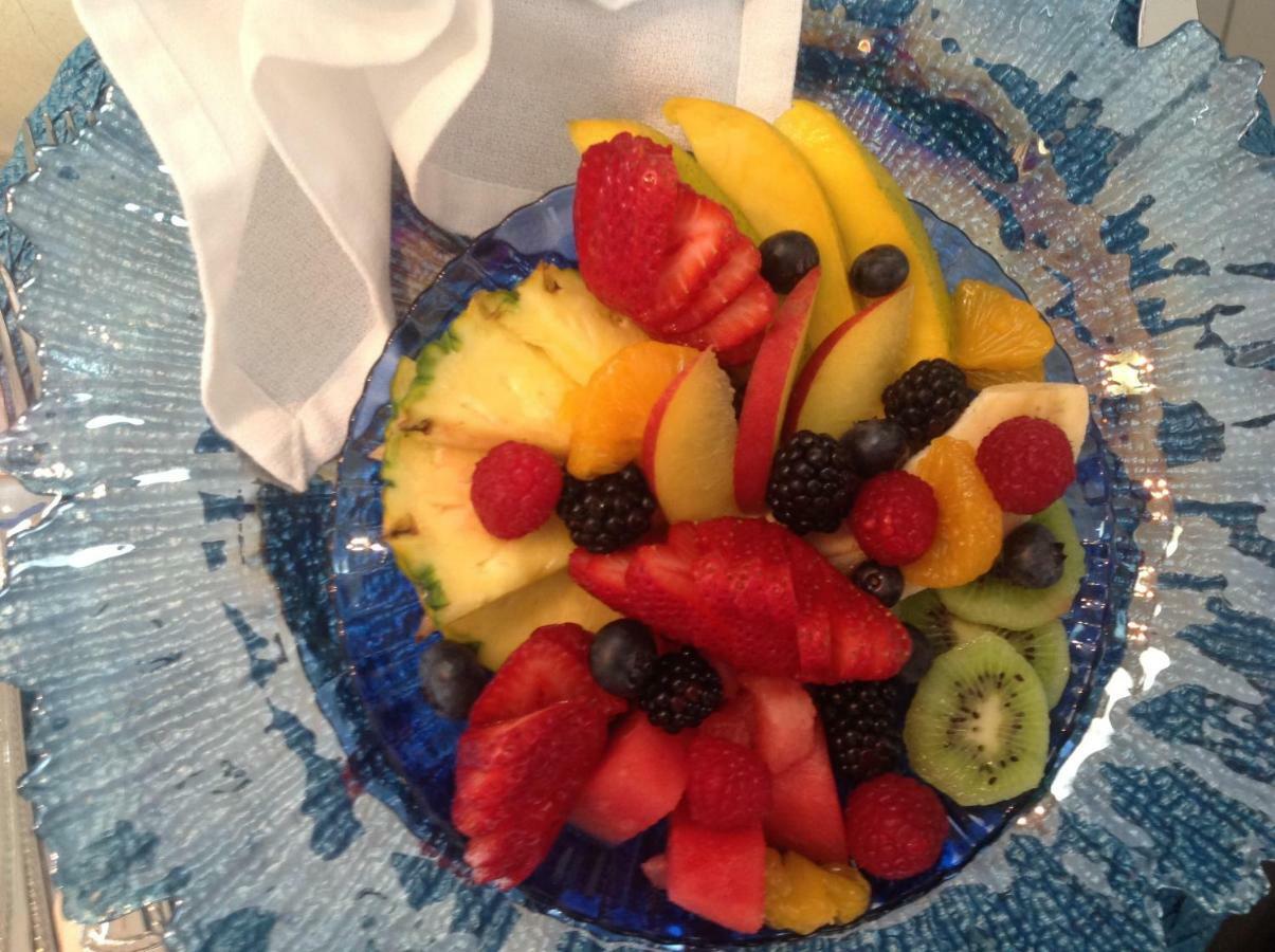 Ms. Elsie's Caribbean Bed & Breakfast