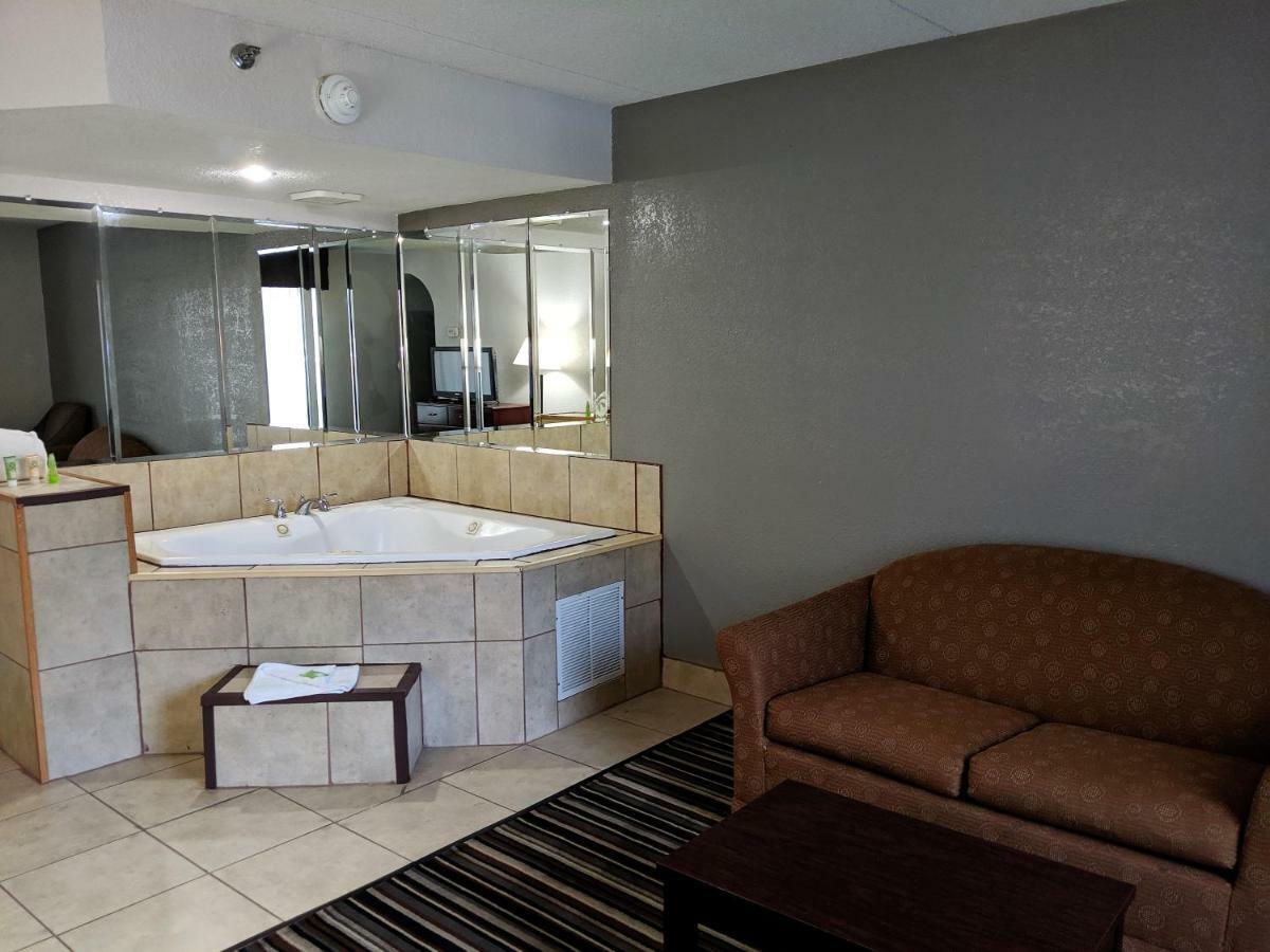 Wyndham Garden Airport Southeast 3* Charlotte