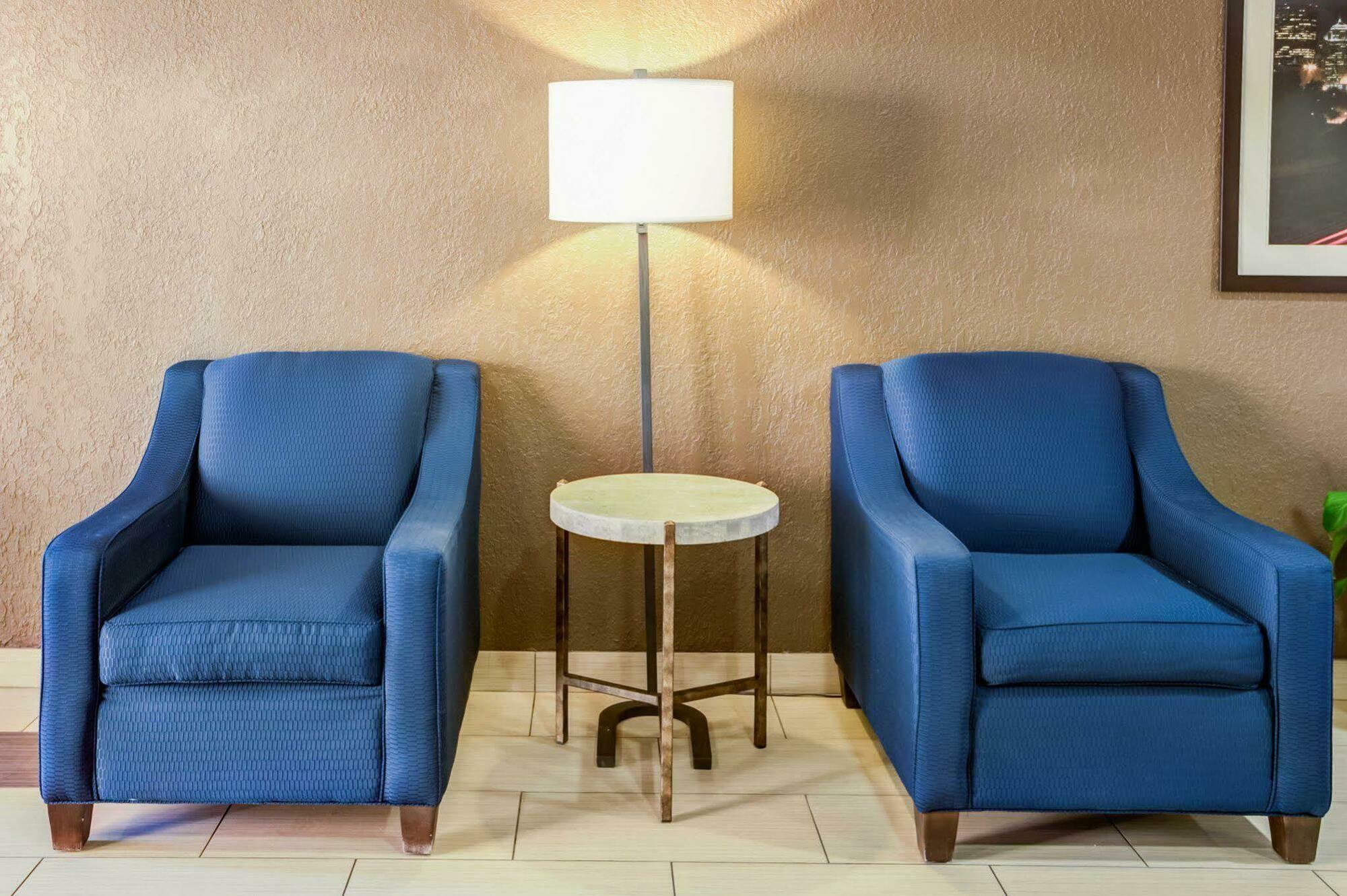 Hotel By Ihg Charlotte