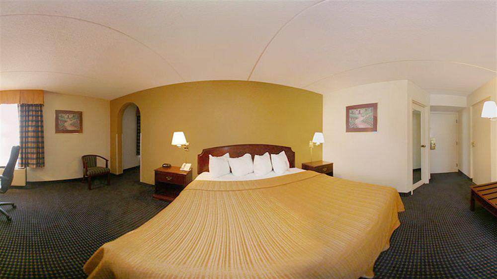Wyndham Garden Airport Southeast Hotel Charlotte