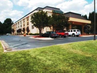 Hotel Spark By Hilton Airport North 3*